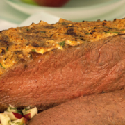 Rib Eye Rostizado con Salsa de Manzana y Cebolla
