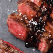 Centro de Rib Eye Glaseado con Maple al Romero