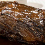 Chuck Short Rib En Salsa De Pimienta