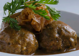 Albóndigas en salsa verde