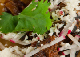 Tacos De Pecho de Res con Especias Orientales