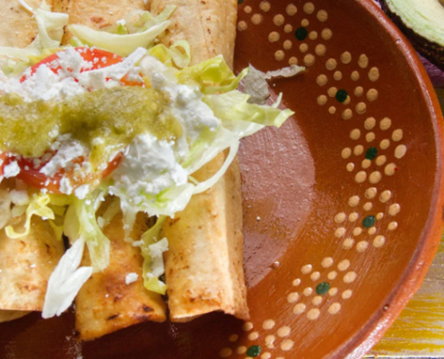 Flautas de Carne Deshebrada